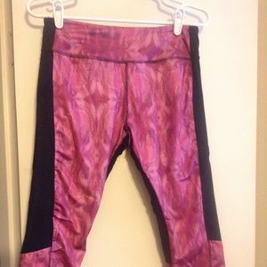 Capri length leggings